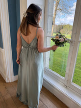 Charger l'image dans la galerie, Robe Selena vert d'eau