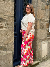 Charger l'image dans la galerie, Pantalon large imprimé floral curvy Jude