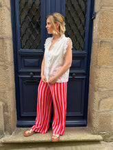 Charger l'image dans la galerie, Blouse blanche brodée Eugénie