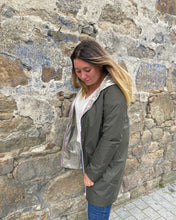 Charger l&#39;image dans la galerie, Parka Kaki Daphné
