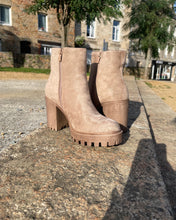 Charger l&#39;image dans la galerie, Bottines à talons taupe Roxanne
