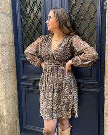 Robe Nya