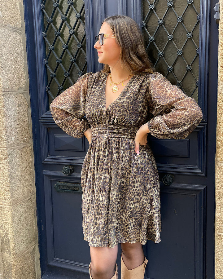 Robe Nya