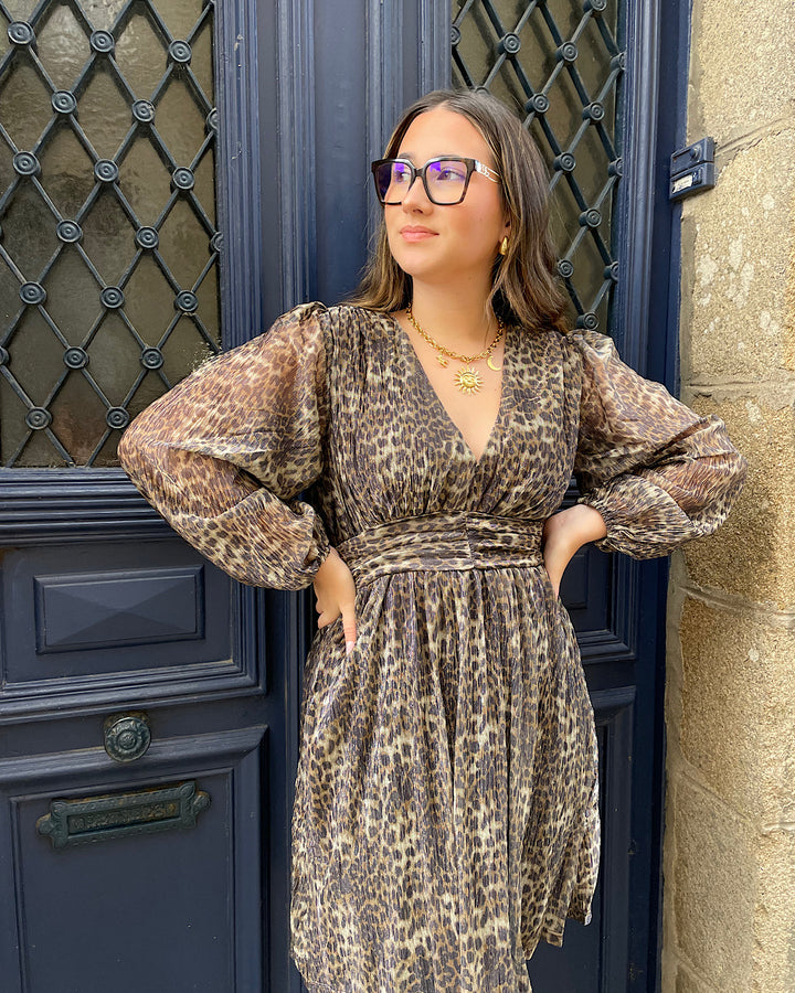 Robe Nya
