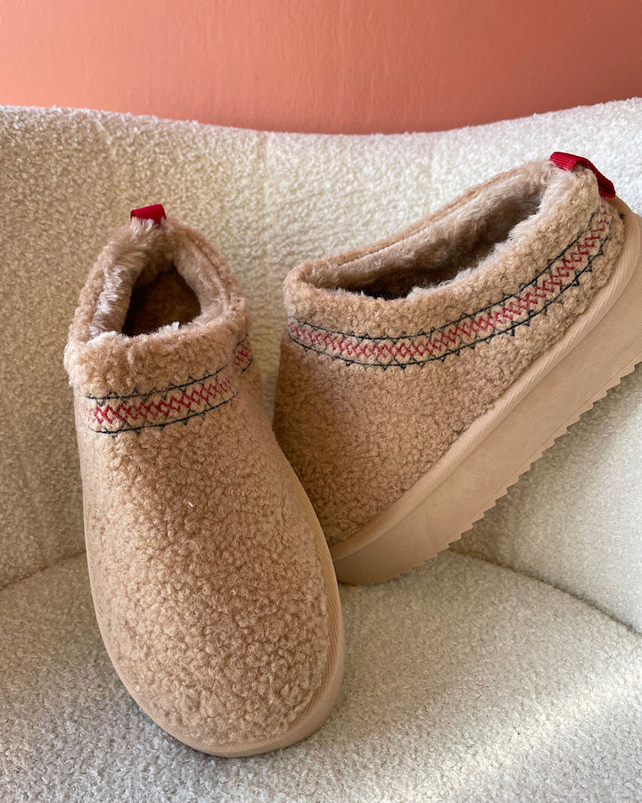 Mules bouclettes beige