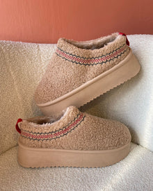 Mules bouclettes beige