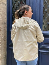 Charger l&#39;image dans la galerie, Imperméable réversible Jo beige
