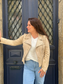 Perfecto Beige Emilia