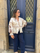 Charger l&#39;image dans la galerie, Blouse Aria beige
