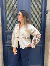 Charger l&#39;image dans la galerie, Blouse Aria beige
