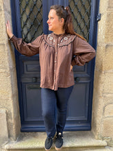 Charger l&#39;image dans la galerie, Blouse Daisy chocolat
