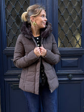 Charger l&#39;image dans la galerie, Doudoune Astrid chocolat
