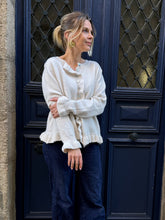 Charger l&#39;image dans la galerie, Gilet Laura Beige
