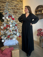Charger l&#39;image dans la galerie, Robe longue Lucia noire
