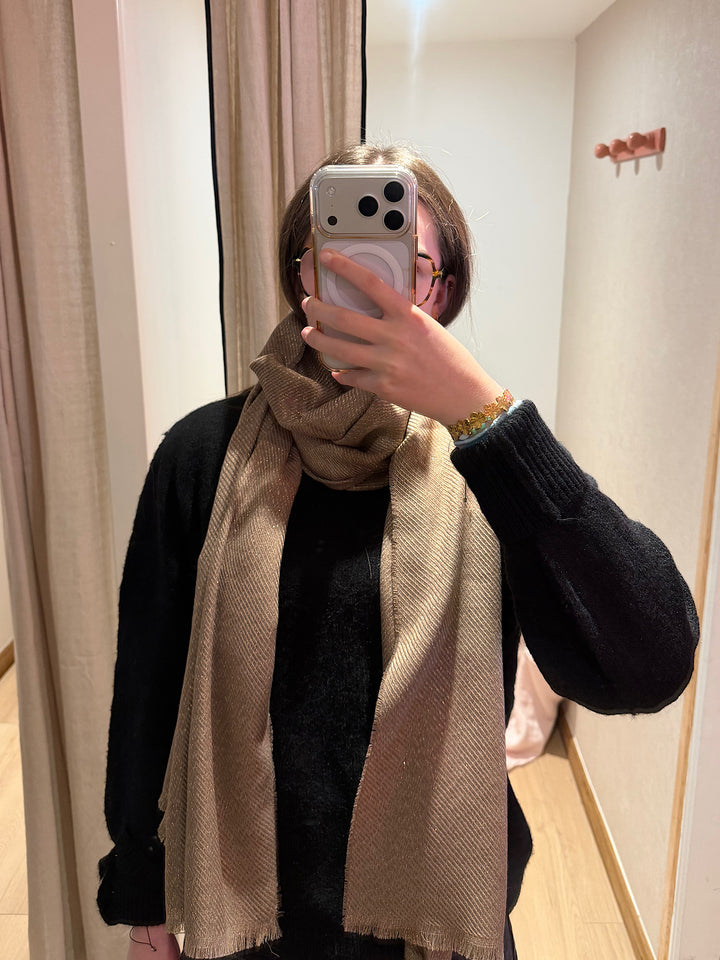 Echarpe taupe et dorée