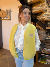Charger l'image dans la galerie, Veste sans manches Thalys jaune
