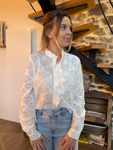 Charger l'image dans la galerie, Blouse blanche Yara
