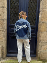Charger l'image dans la galerie, Veste en jean LOVE

