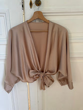 Charger l'image dans la galerie, Bolero beige satiné
