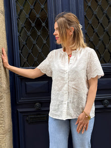 Blouse blanche brodée Maria