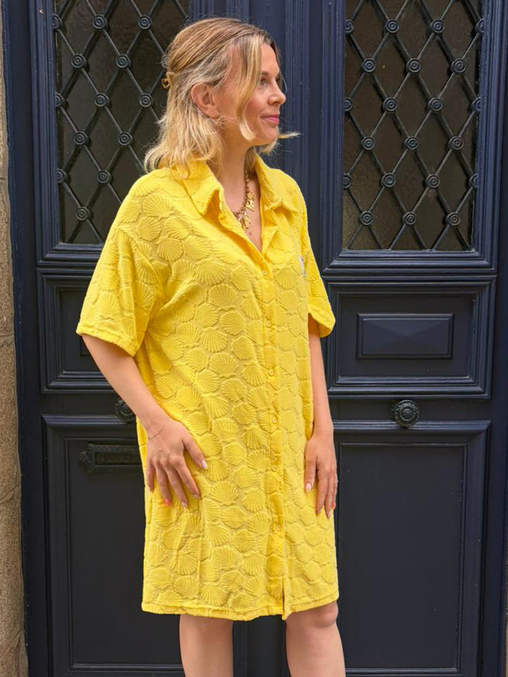 Robe éponge jaune coquillage