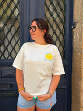 Charger l'image dans la galerie, Tshirt manches courtes blanc l'amour à la plage
