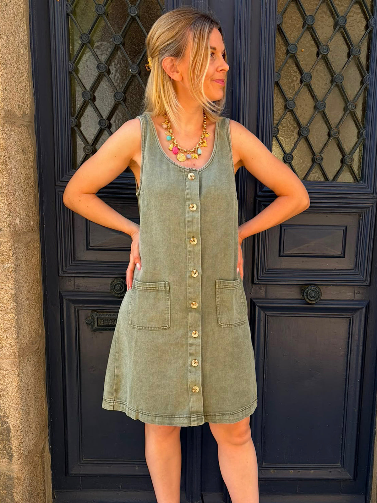 Robe en jean a bretelles kaki Gina