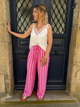 Charger l'image dans la galerie, Pantalon rayé rose et fuchsia  Tessa
