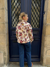 Charger l'image dans la galerie, Veste Polaire Beige Marceau – Col Montant Motif Fleuri |
