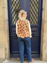 Charger l'image dans la galerie, Veste Sans Manches Femme Bouclette Fleurie Youna– Coupe Droite Style Bohème | La Capsule d'Evy
