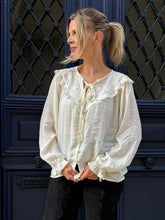 Charger l'image dans la galerie, Blouse ecrue madelaine
