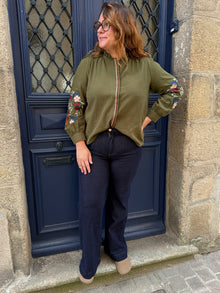 Blouse Kaki Steren – Broderie Florale Bohème Curvy