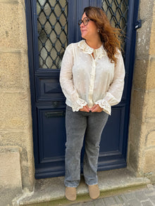 Blouse écrue col Claudine curvy Marie