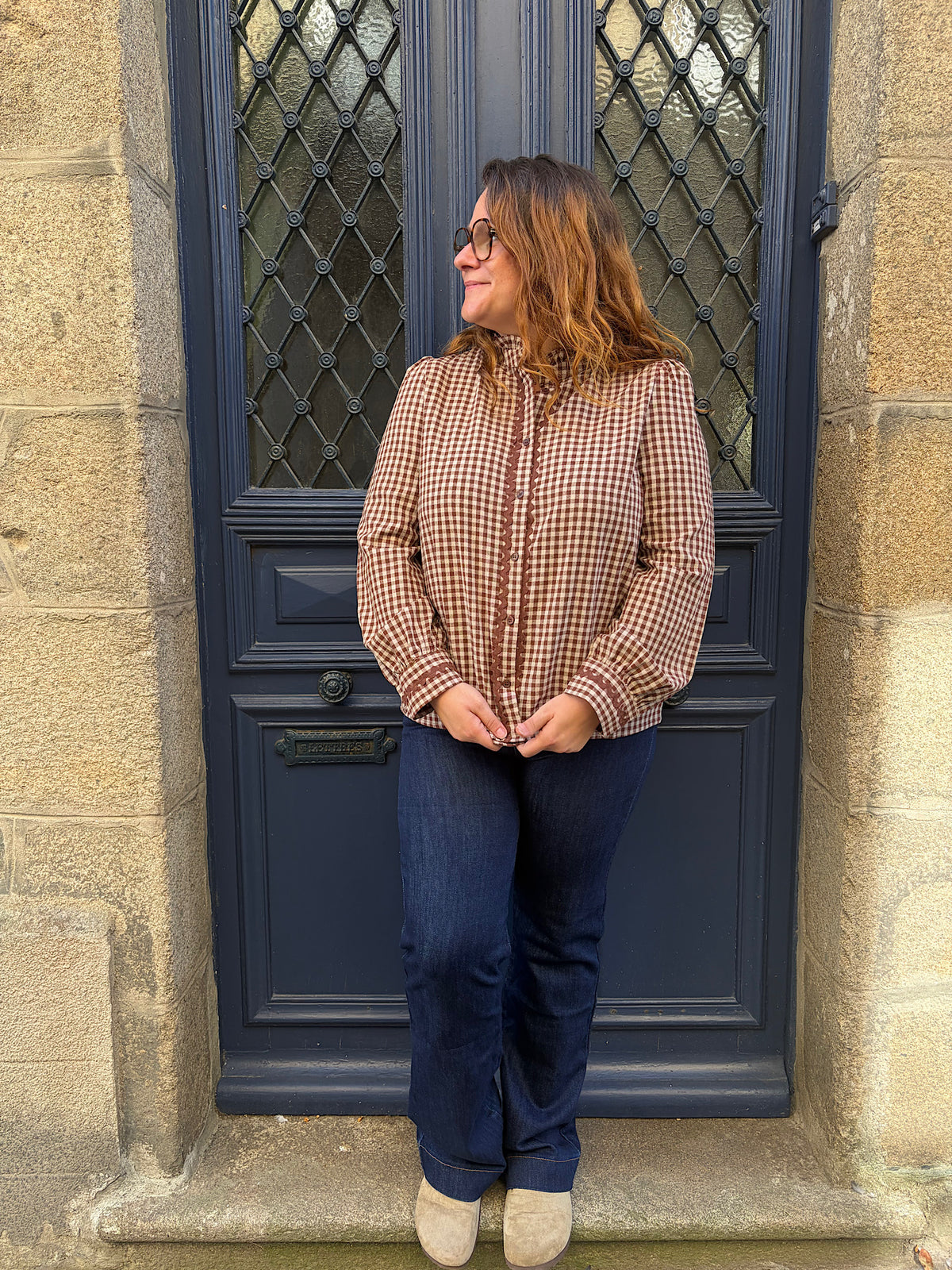 Blouse marron à carreaux Edith curvy