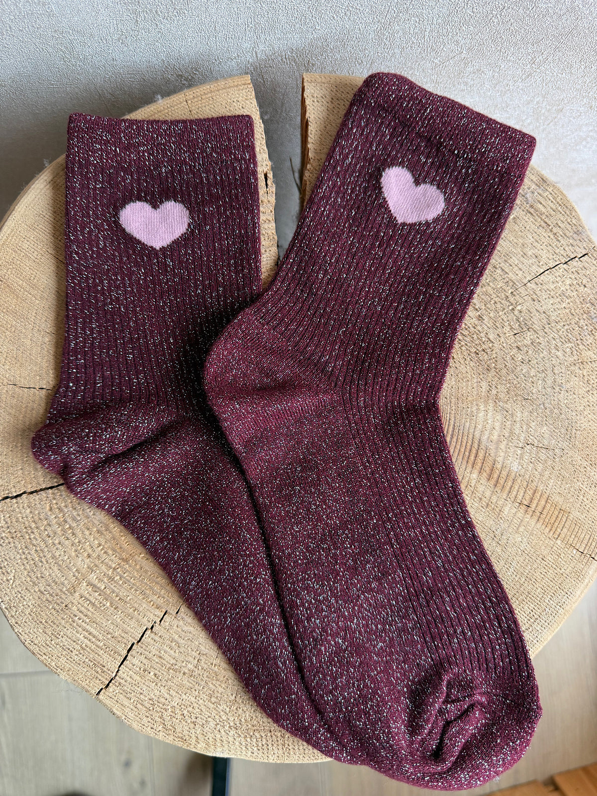 Chaussettes coeur rose à paillettes bordeaux