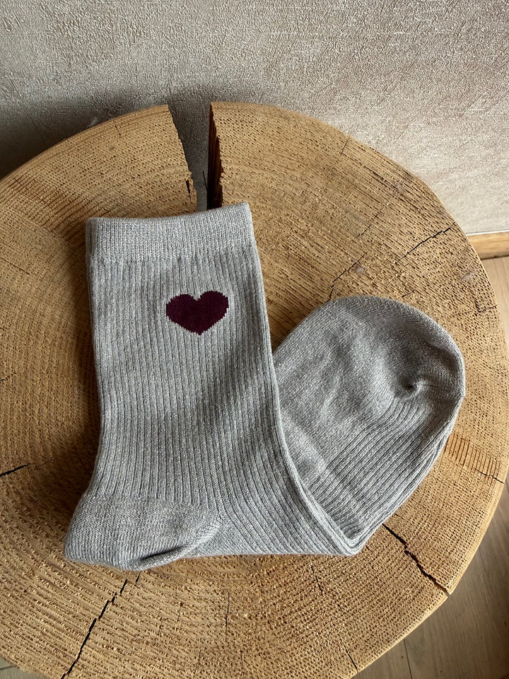 Chaussettes coeur bordeaux à paillette grise