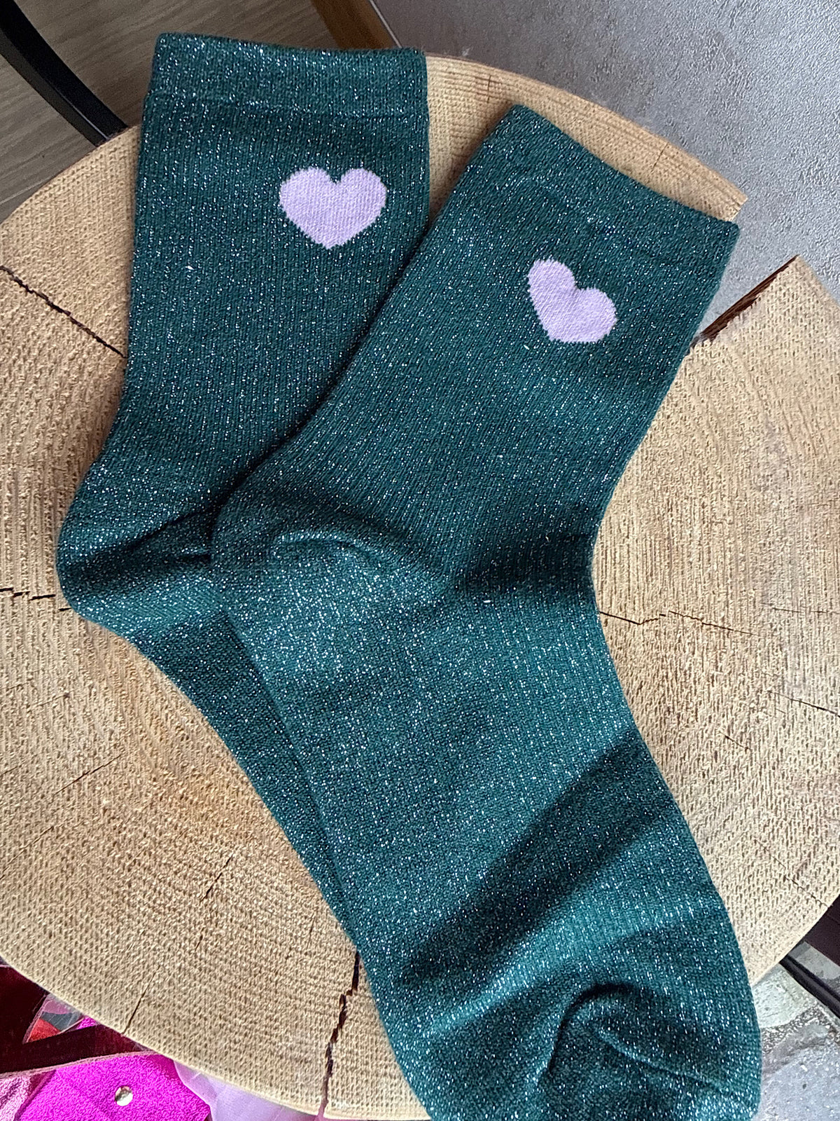 Chaussette coeur rose a paillettes verte