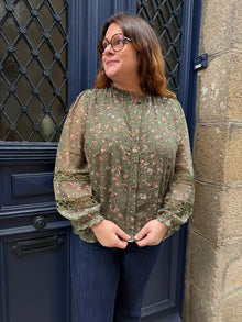 Blouse fleurie kaki curvy
