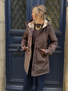 Parka fourrée longue chocolat