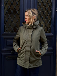 Parka impermable fourrée kaki